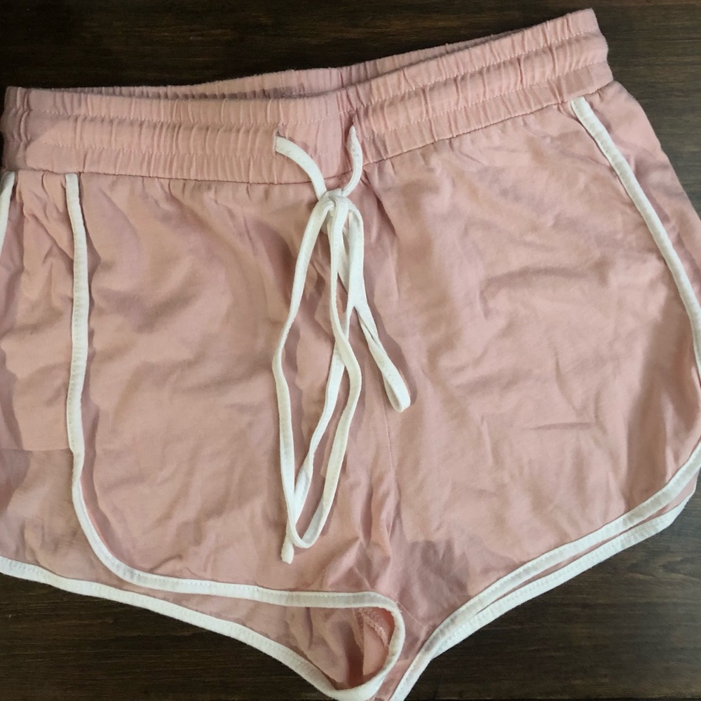 🌸ZAFUL Blush Pink Shorts with White Accents 💓